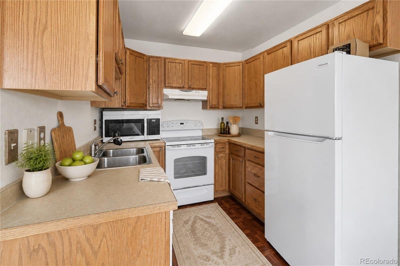 5411 Elm Ct, Denver, CO 80221