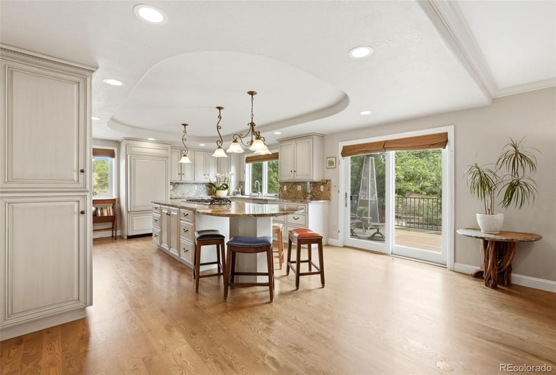 9302 N Heather Dr, Castle Rock, CO 80108