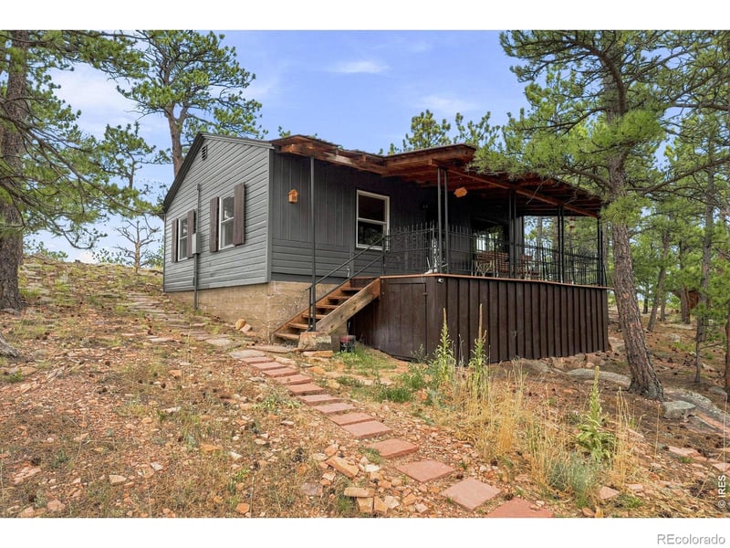 393 Gunn Ave, Berthoud, CO 80513