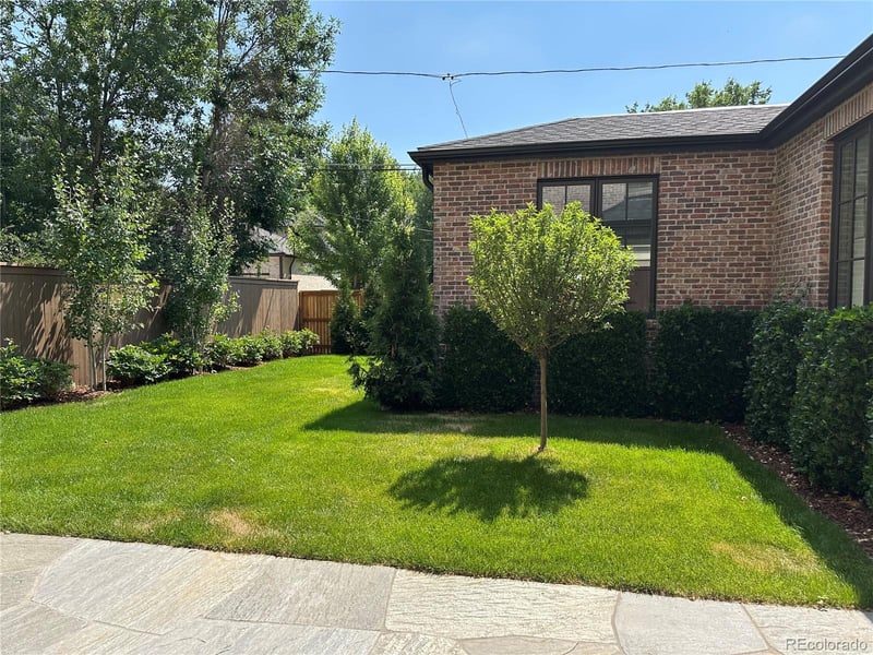 2520 S Fillmore St, Denver, CO 80210