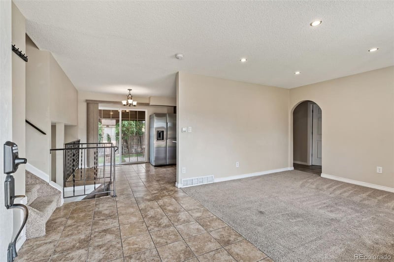 7165 White Mountain Dr, Colorado Springs, CO 80915