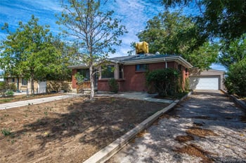 14205 E 25th Pl, Aurora, CO 80011