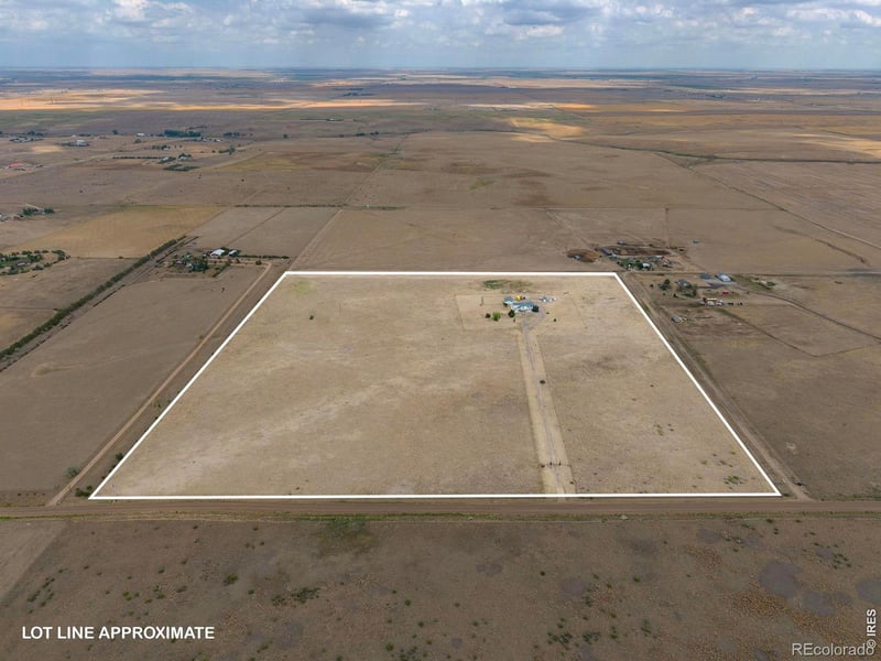 15350 Cavanaugh Rd, Keenesburg, CO 80643
