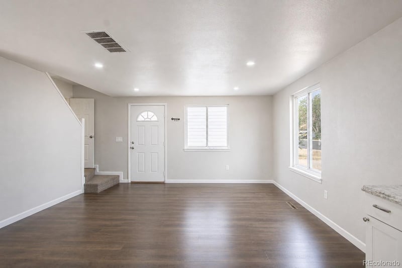 715 Tundra Pl, Longmont, CO 80504