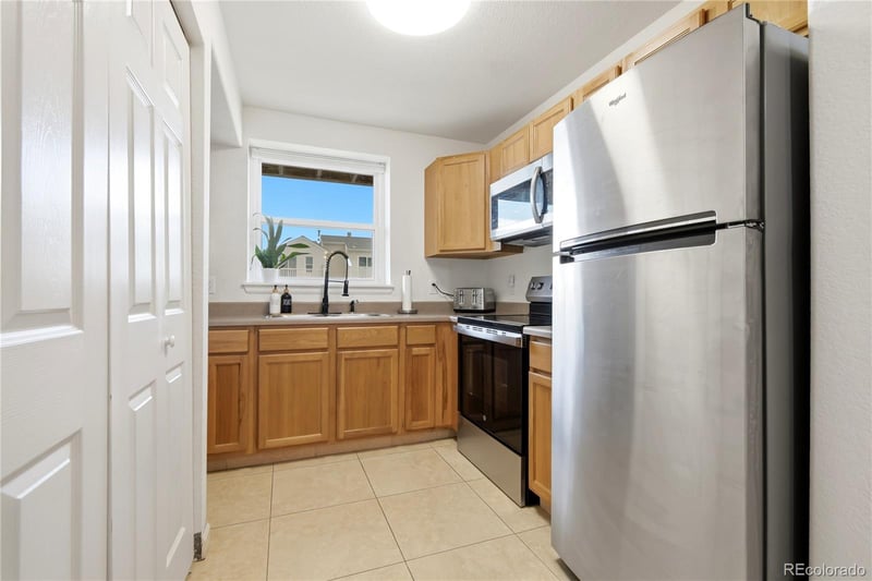 17285 E Ford Dr, Aurora, CO 80017