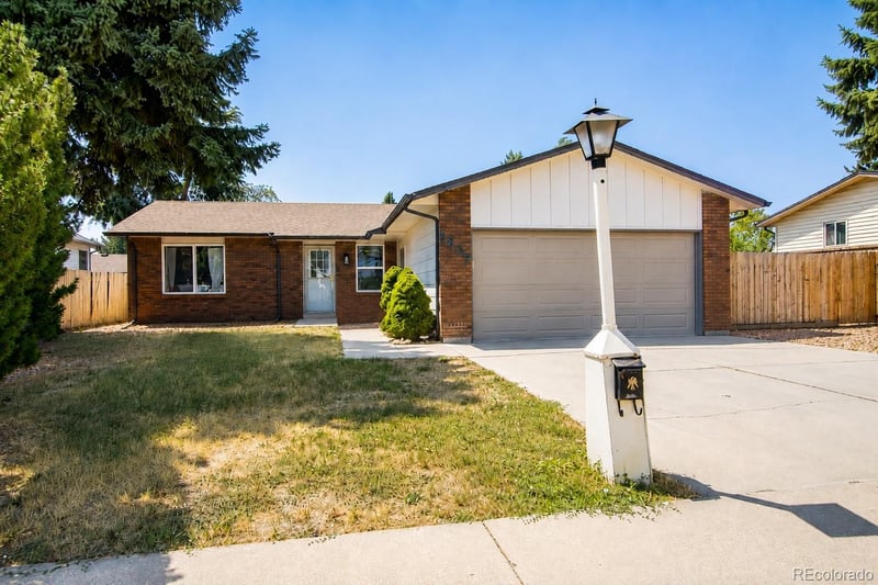 1307 Grays Peak Dr, Longmont, CO 80504