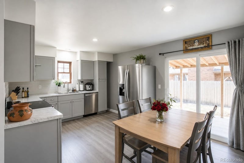 1307 Grays Peak Dr, Longmont, CO 80504
