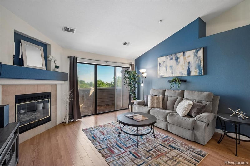 7414 S Alkire St #303, Littleton, CO 80127