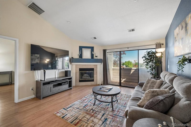 7414 S Alkire St #303, Littleton, CO 80127