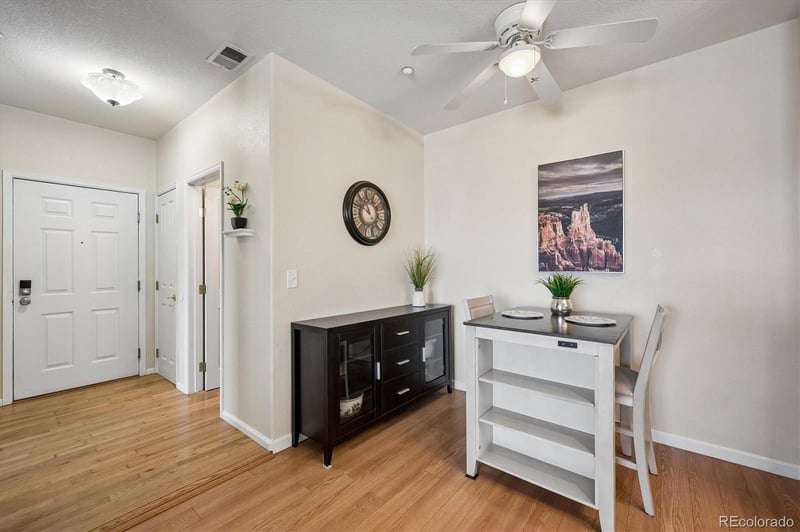 7414 S Alkire St #303, Littleton, CO 80127