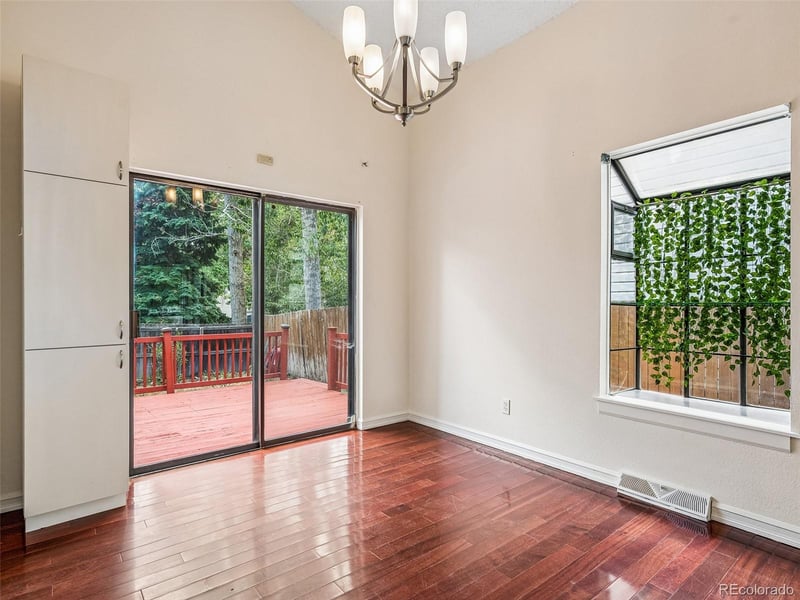 1522 S Carson St, Aurora, CO 80012