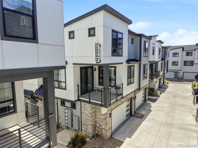 2004 S Holly St #1, Denver, CO 80222
