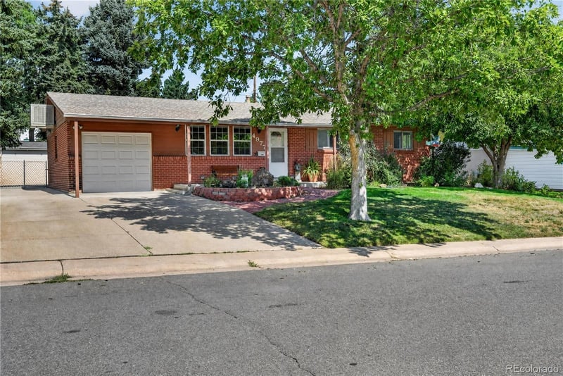 4977 S Perry St, Littleton, CO 80123