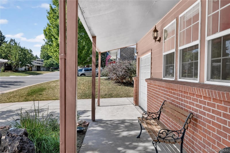 4977 S Perry St, Littleton, CO 80123