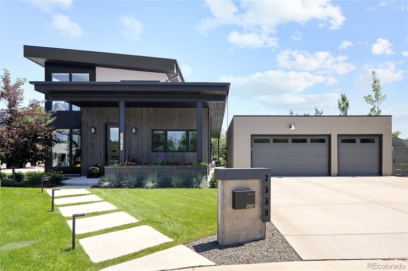 2560 Newcombe Way, Lakewood, CO 80215