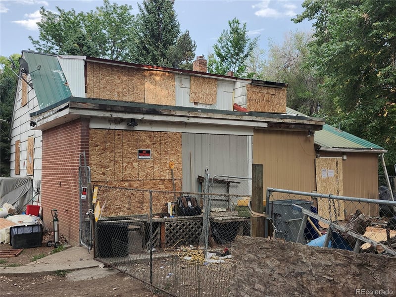 1051 Hover St, Longmont, CO 80501