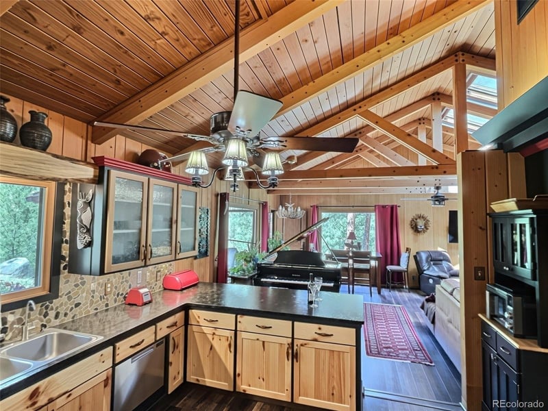 15265 Chimney Rock Rd, Nathrop, CO 81236