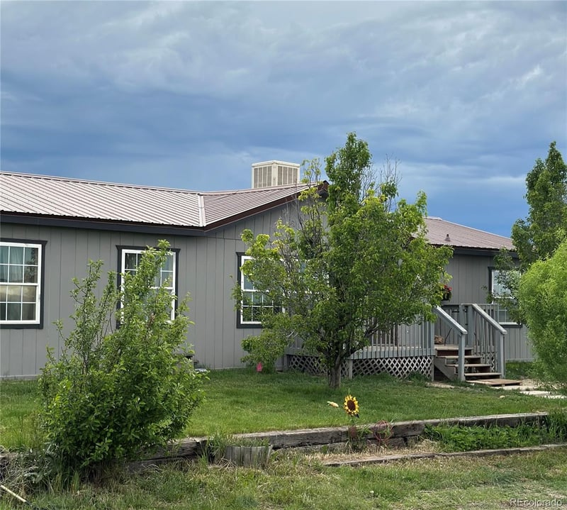 47904 Dartmouth Ave, Bennett, CO 80102