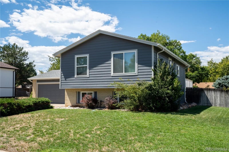 2503 S Crystal St, Aurora, CO 80014