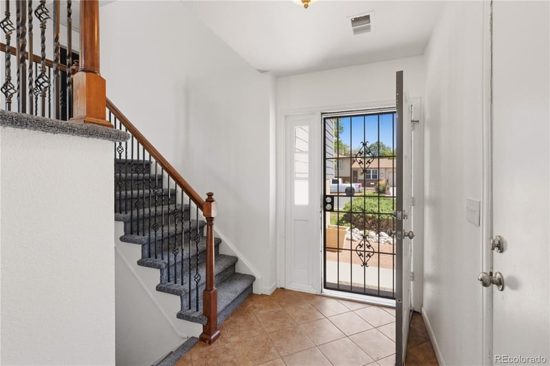 2503 S Crystal St, Aurora, CO 80014