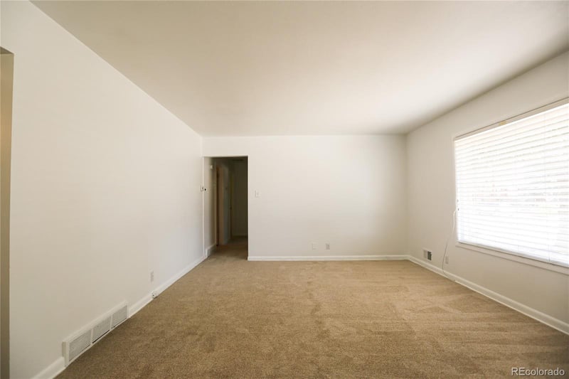 7493 Raritan St, Denver, CO 80221