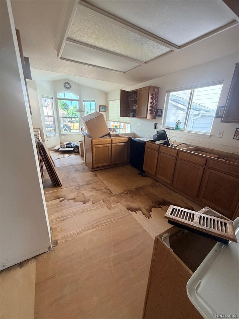 19555 E Tufts Cir, Aurora, CO 80015