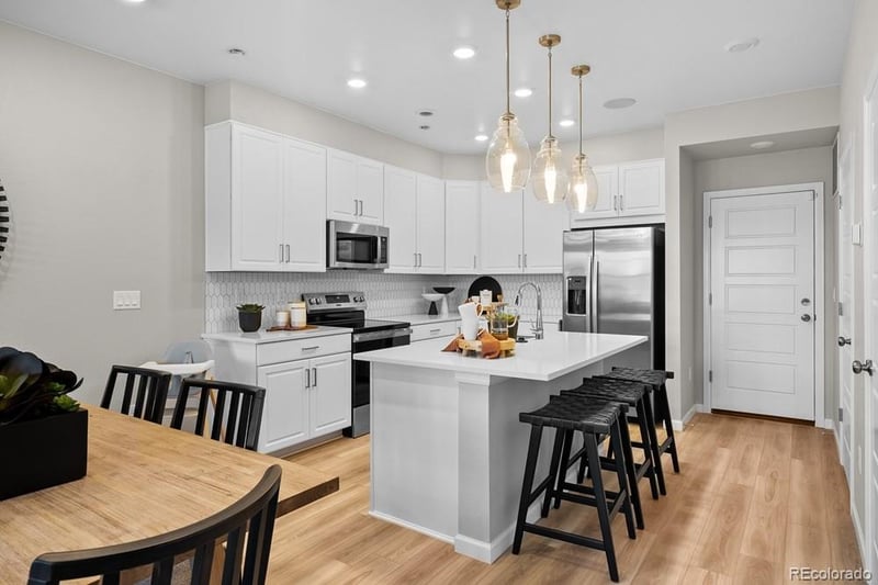 17201 W 91st Ln, Arvada, CO 80007