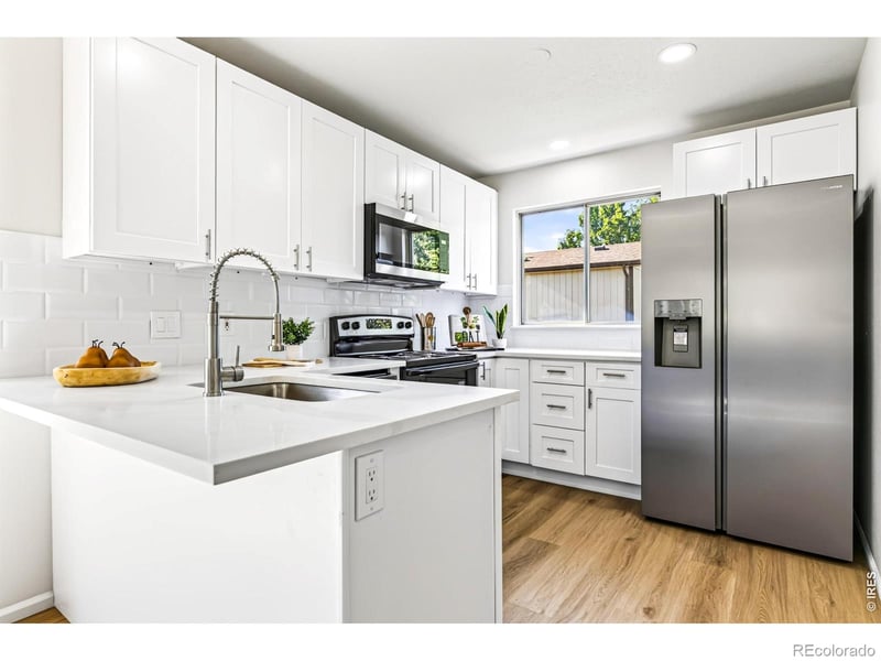 417 Greenway Ln, Broomfield, CO 80020