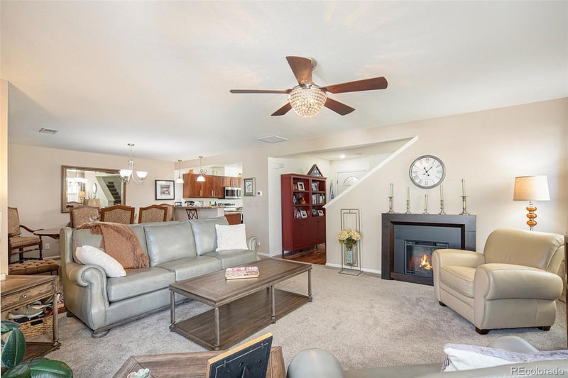 17232 E Kansas Dr, Aurora, CO 80017