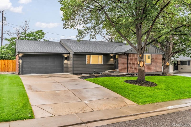 3091 S Holly Pl, Denver, CO 80222
