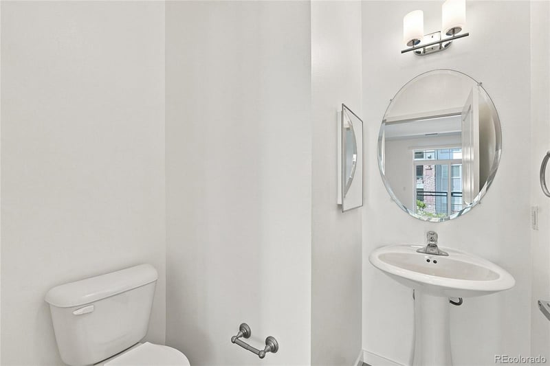 13598 Via Varra #120, Broomfield, CO 80020