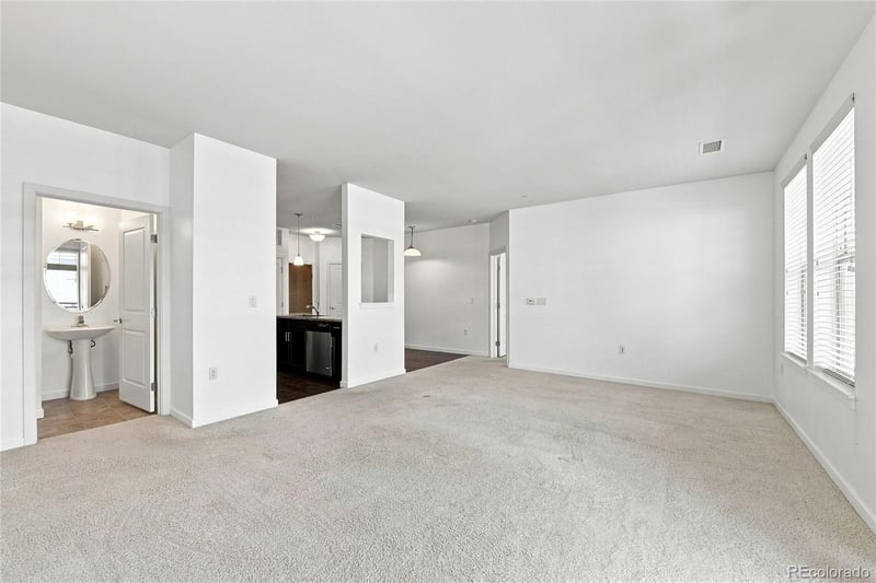 13598 Via Varra #120, Broomfield, CO 80020