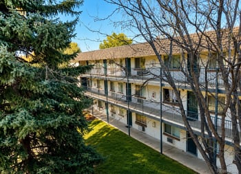 2225 S Jasmine St #302, Denver, CO 80222
