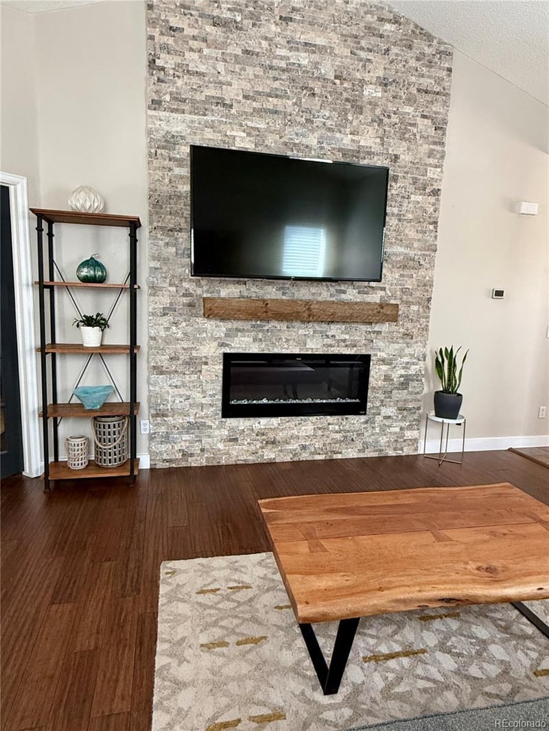 6827 W Rockland Pl, Littleton, CO 80128