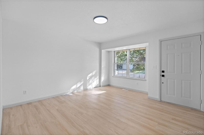 4215 S Ireland Ct, Aurora, CO 80013