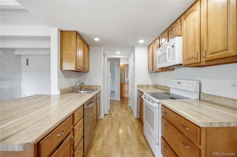675 S University Blvd #301, Denver, CO 80209