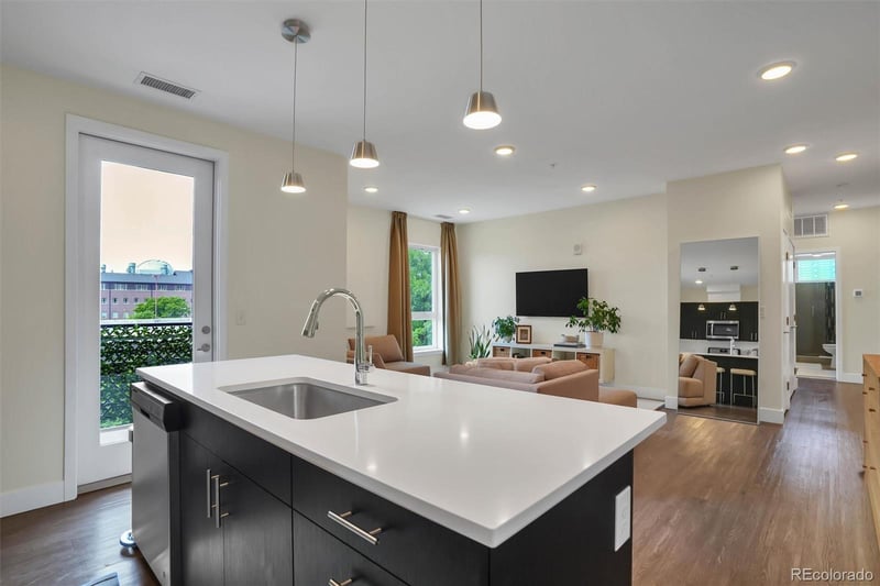 2374 S University Blvd #301, Denver, CO 80210