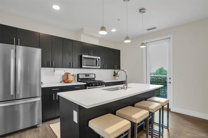 2374 S University Blvd #301, Denver, CO 80210