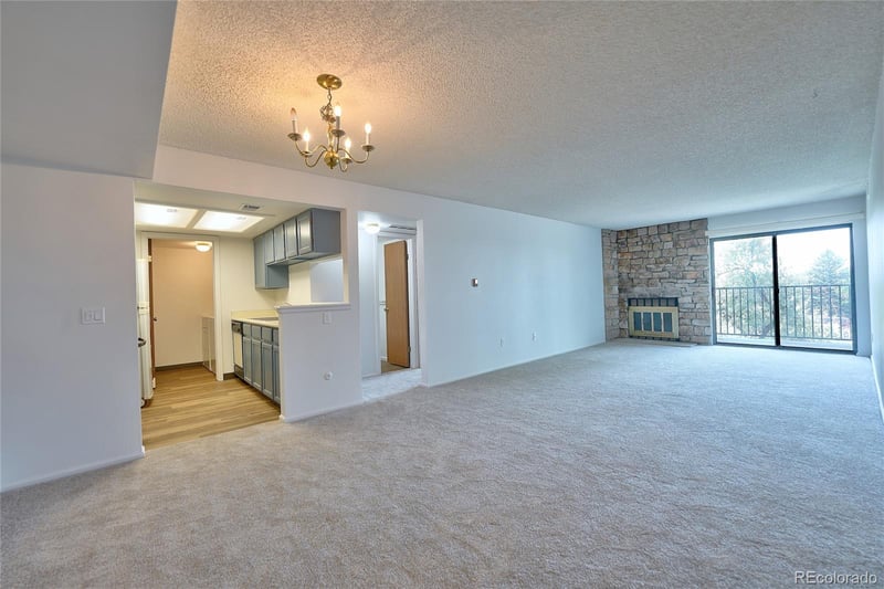 481 S Kalispell Way #103, Aurora, CO 80017