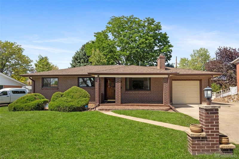 6565 Winona Ct, Arvada, CO 80003