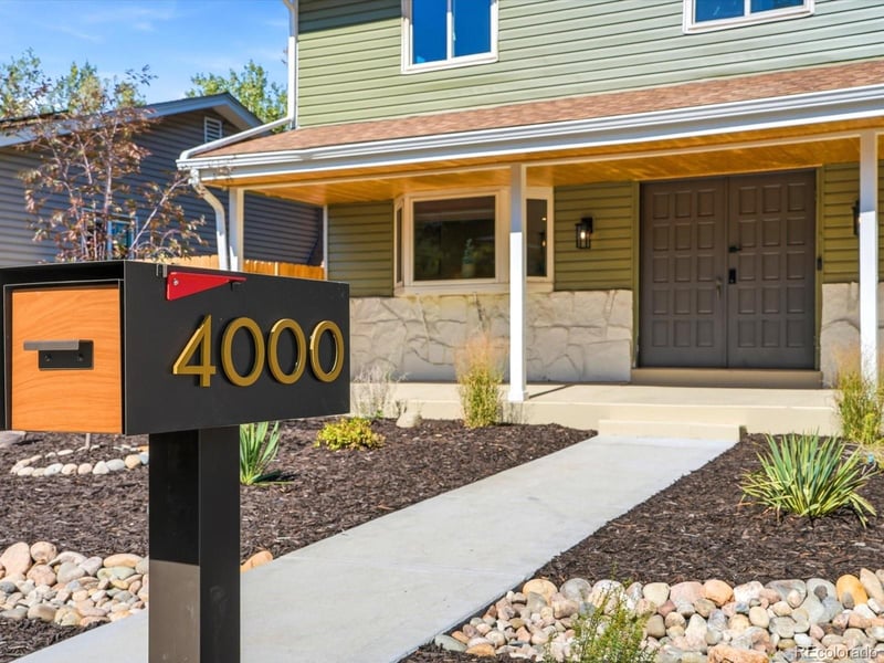 4000 S Spruce St, Denver, CO 80237