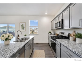 439 Bluebird Rd, Johnstown, CO 80534