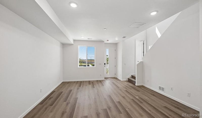 24111 E 30th Pl, Aurora, CO 80019