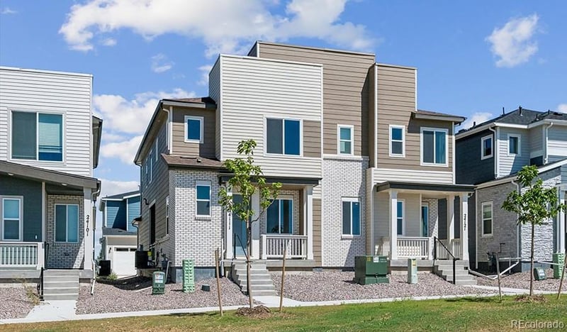 24111 E 30th Pl, Aurora, CO 80019