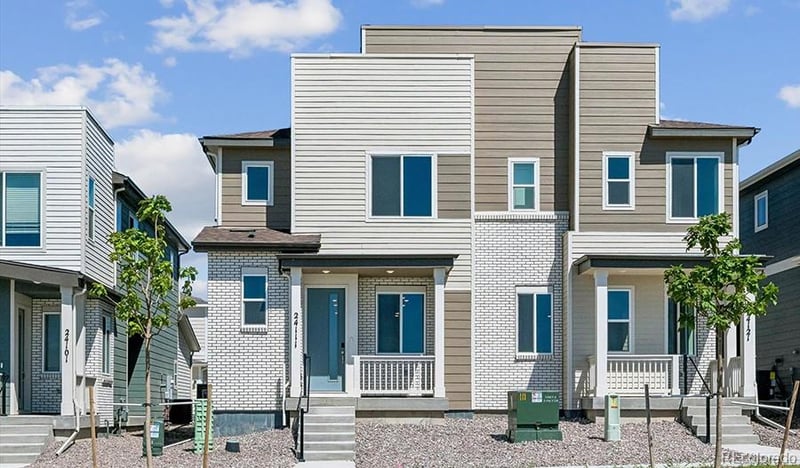 24111 E 30th Pl, Aurora, CO 80019