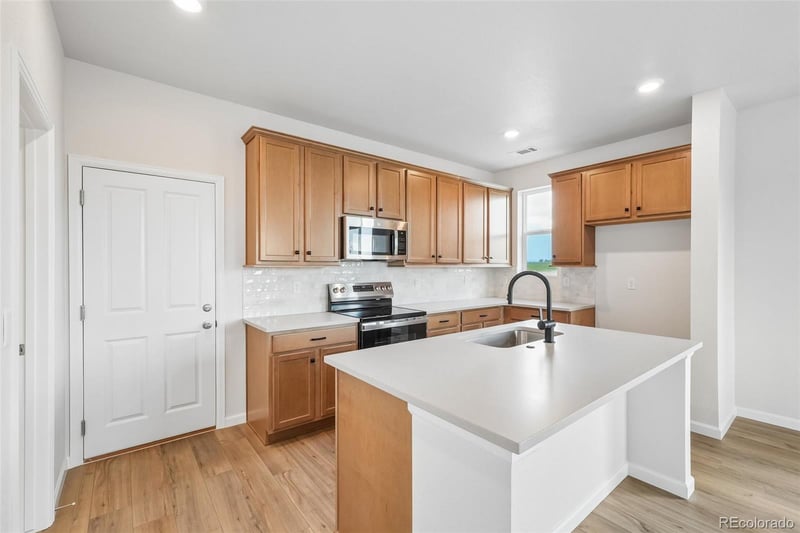 1470 Coral Pl, Longmont, CO 80504
