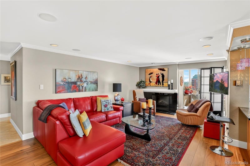 130 N Pearl St #1703, Denver, CO 80203