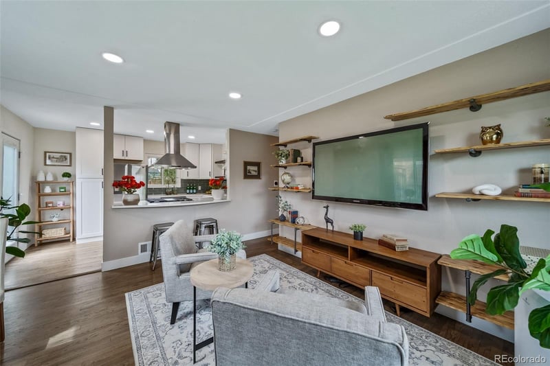 1201 S Julian St, Denver, CO 80219