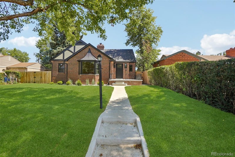 2856 N Glencoe St, Denver, CO 80207
