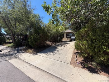 791 Troy St, Aurora, CO 80011